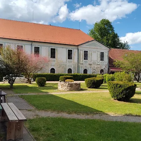 Galiana Gæstehus Hatin (Jindrichuv Hradec)